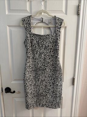 Cache Black & White Printed Midi Sheath Dress